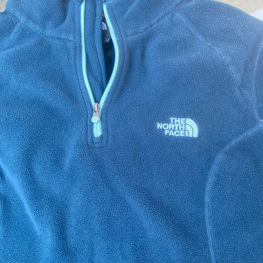 The North Face Fleece Quarter-Zip - Picture 3 of 7